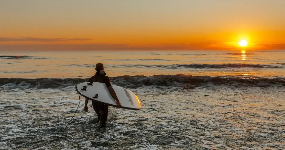 Best Outdoor Activities in Los Angeles: Beaches, Trails & Adventures